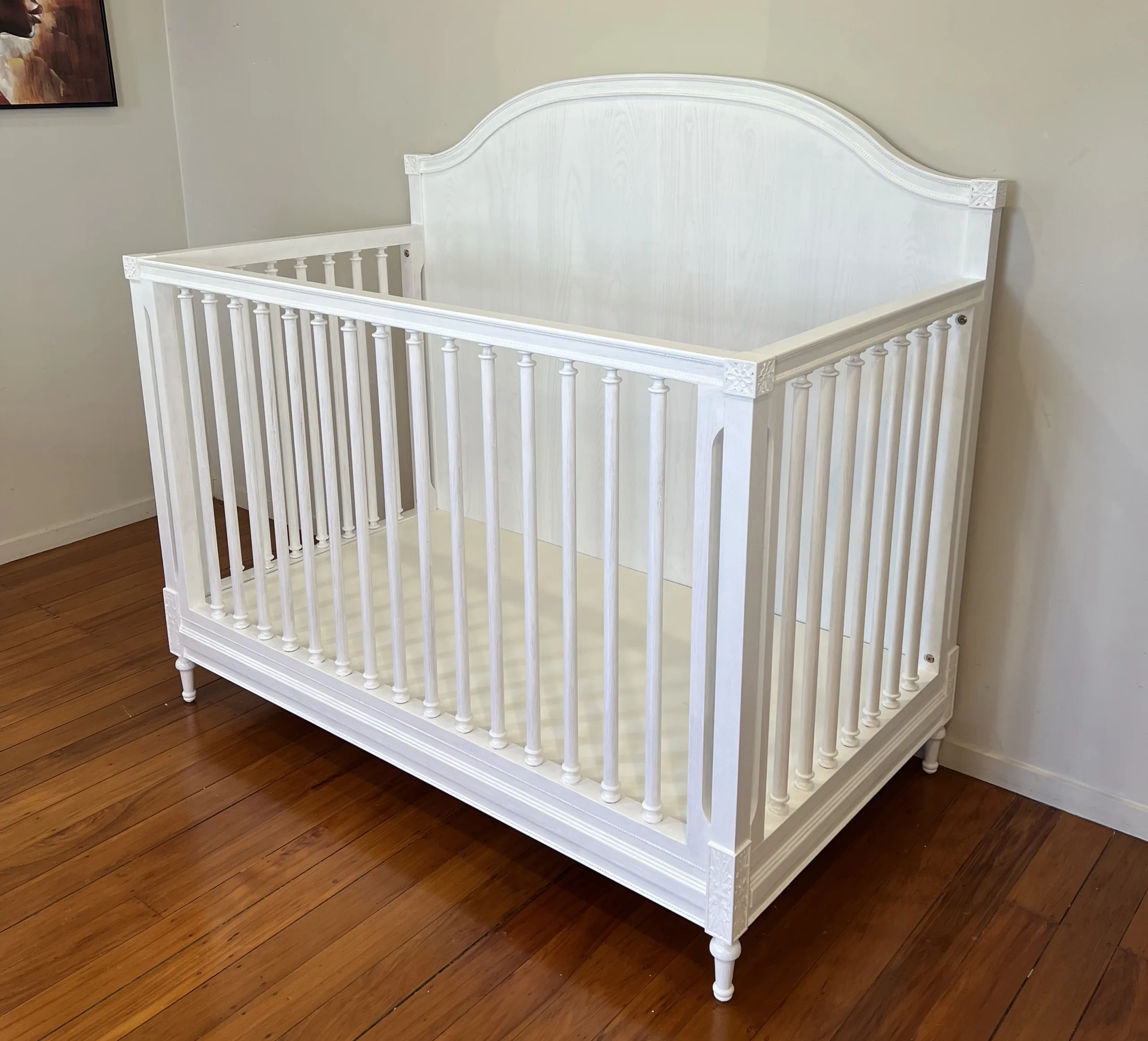 baby cot